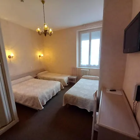 Готель Helios 2*