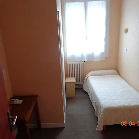 Готель Helios 2*